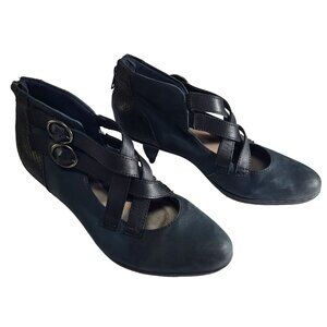 Earth Amber Leather Criss Cross Buckle Booties Boots Navy Blue Black Women's 10B